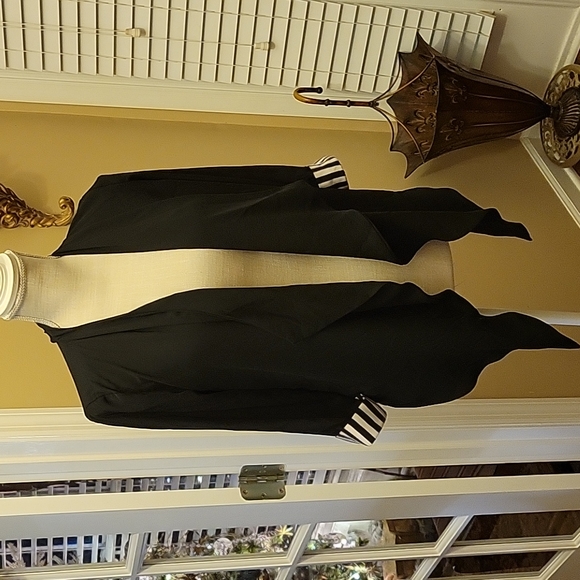 LOVE CULTURE black open front draped 3/4 sleeve black white stripe top Sm EUC… - Picture 1 of 7